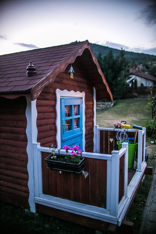 索尔尤瓦尔腊克住宿加早餐旅馆 Komloska 外观 照片